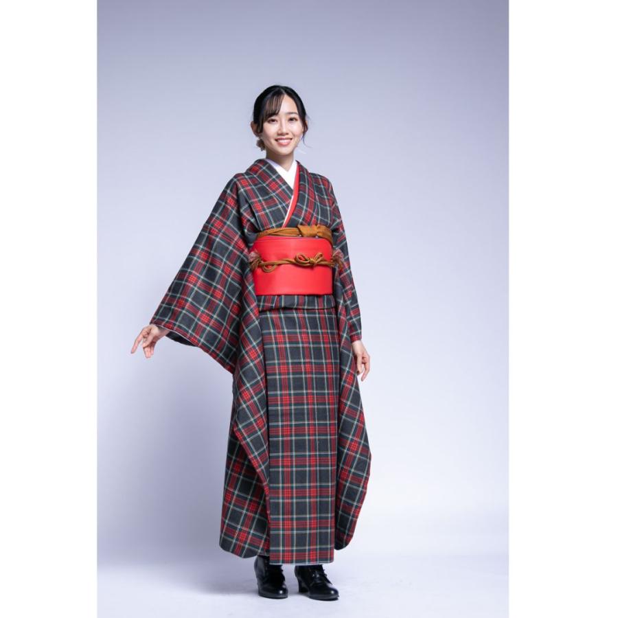 も*ー様 振袖単体◆処分 特価品 赤系◆ 160cm 現代柄正絹黒成人式前撮り正 成人式 振袖レンタル 着物レンタル 振袖 レンタル 身長 162cm〜177cm位