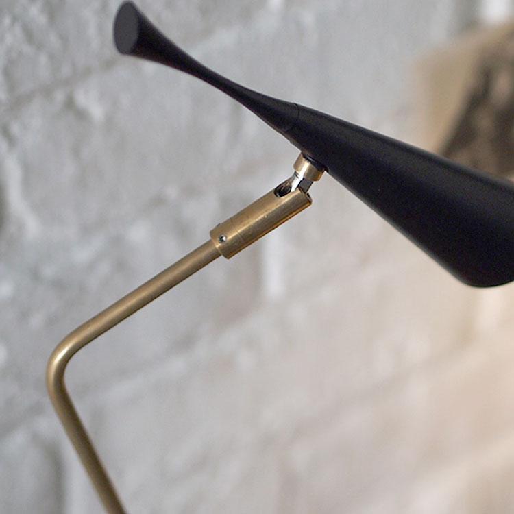 ARTWORKSTUDIO（アートワークスタジオ） Gossip LED desk light 
