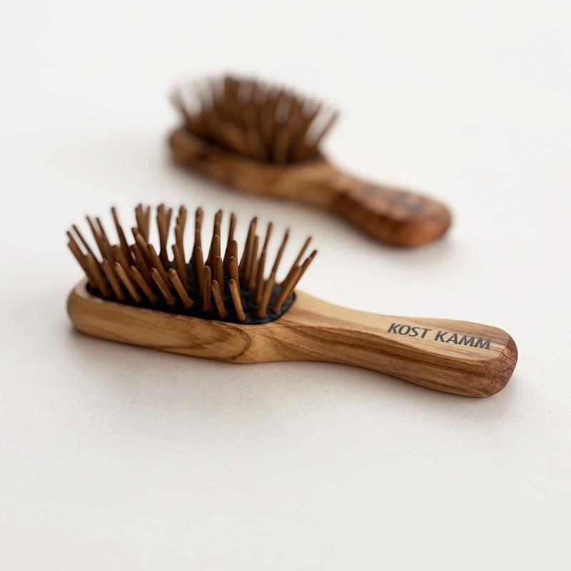 KOST KAMM コストカム ミニヘアブラシ 11.5cm オリーブウッド 木製