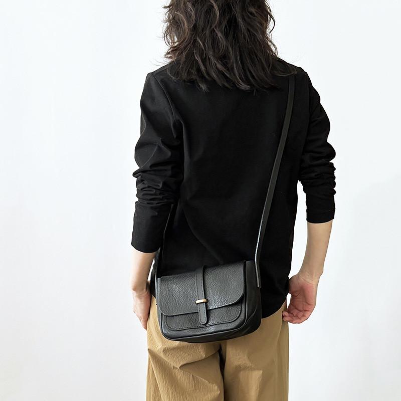 パウン様　MIMI BERRY Wren レザーショルダーバッグ ブラック MIMI BERRY ミミベリー 正規品 本革レザー ショルダーバッグ Wren 英国