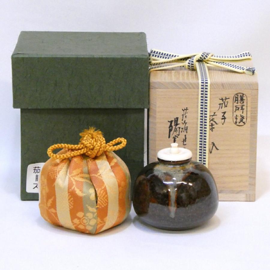三月の特売品】膳所焼 陽炎園 岩崎新定作 茄子茶入 唐物 縞笹蔓 三月の特売品】膳所焼 陽炎園 岩崎新定作 茄子茶入 唐物 縞笹蔓