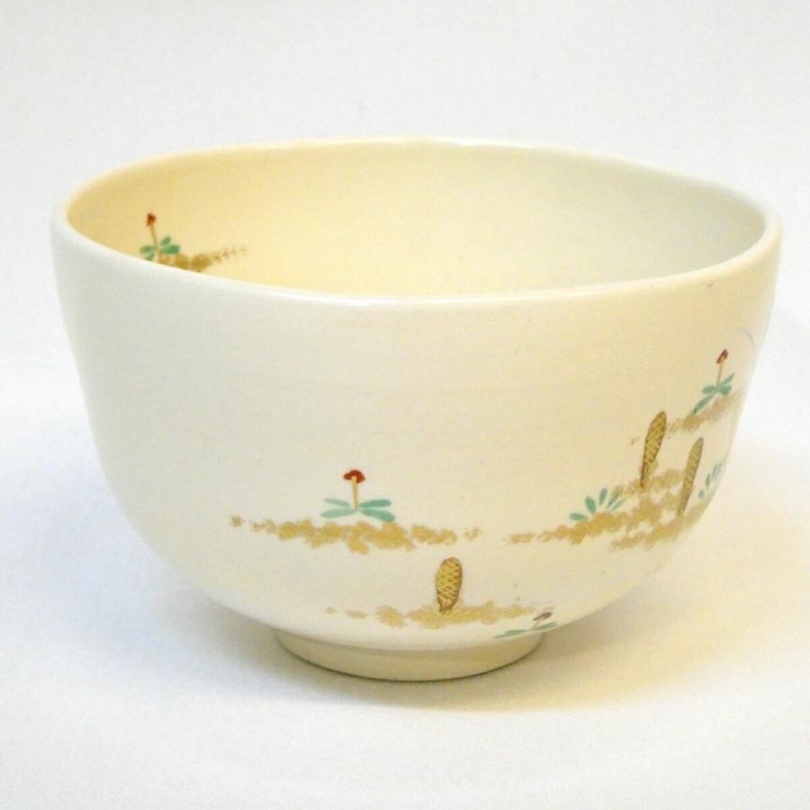 四月の特売品】杣山焼 南口閑粋作 色絵 春草 茶碗 茶道具【中古