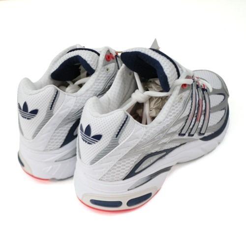 adidas ADISTAR CS SPORTY/RICH IH8336 アディダス US8(26cm) ホワイト