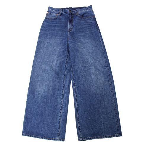 Sacai × LEVI