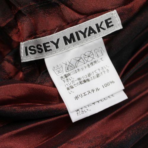 ISSEY MIYAKE イッセイ ミヤケ 2014AW プリーツ ポンチョ ケープ