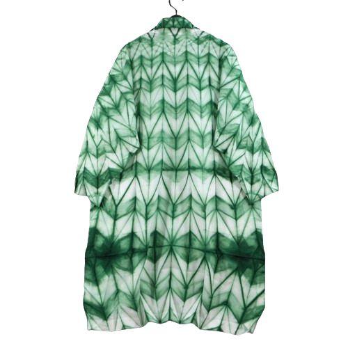 ISSEY MIYAKE ワンピース　サイズ２ ISSEY MIYAKE イッセイミヤケ 20SS 絞り染めプリーツ ワンピース 2