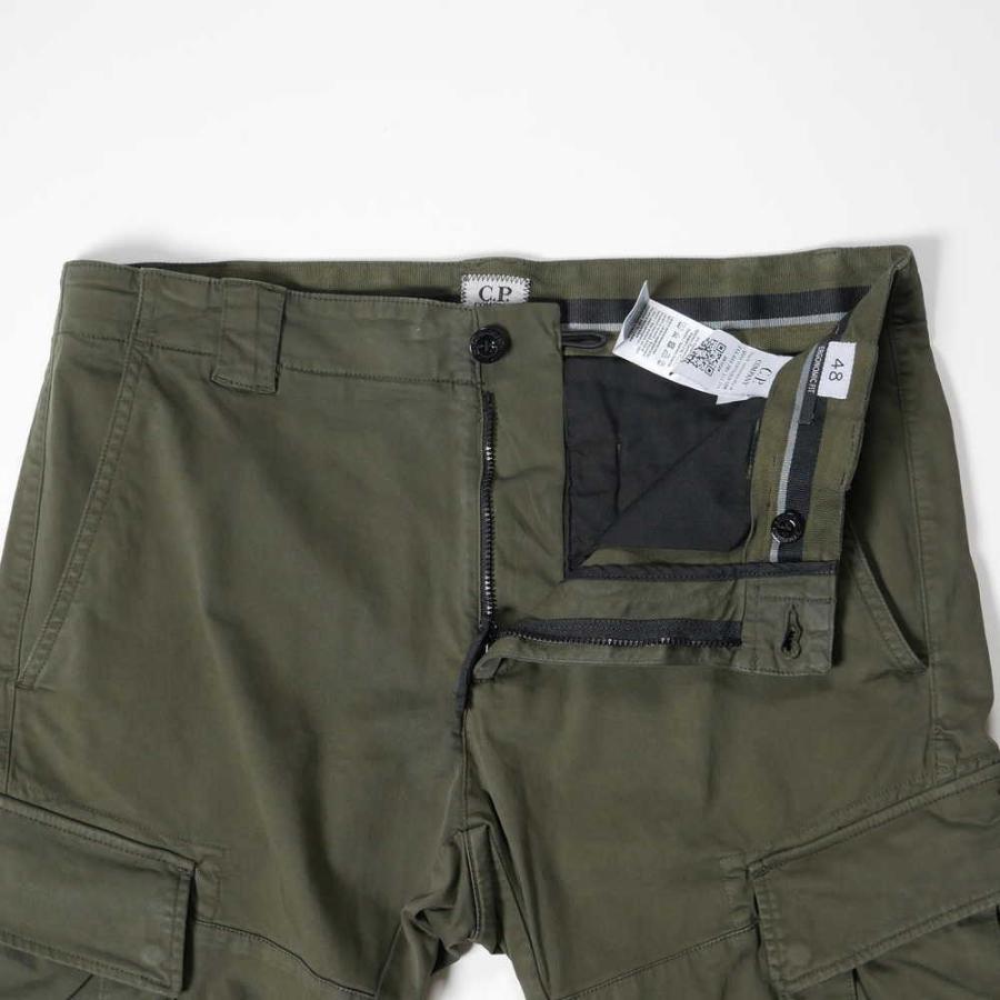 C.P. COMPANY シーピーカンパニー スリム ストレッチカーゴパンツ 