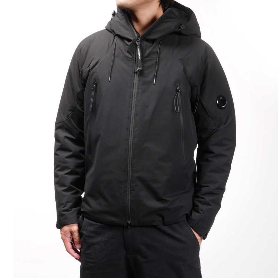 C.P. COMPANY シーピーカンパニー 中綿入り ナイロン ブルゾン C.P. COMPANY シーピーカンパニー 中綿入り ナイロン ブルゾン