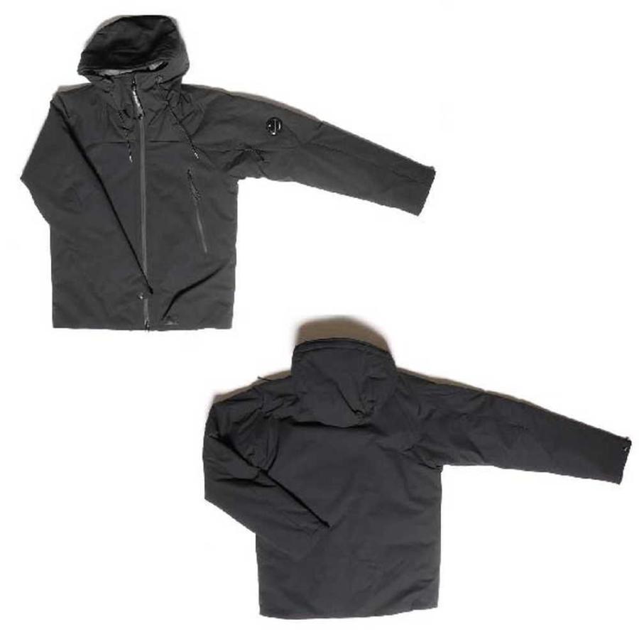 C.P. COMPANY シーピーカンパニー 中綿入り ナイロン ブルゾン C.P. COMPANY シーピーカンパニー 中綿入り ナイロン ブルゾン
