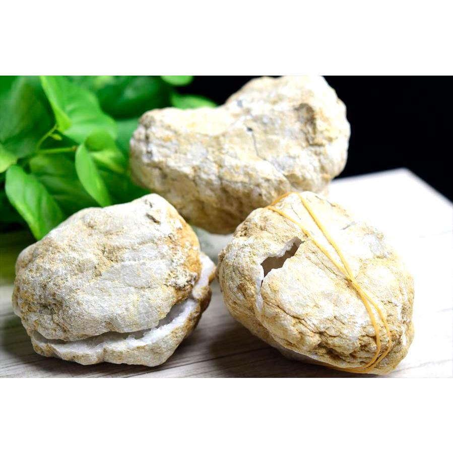 カルサイト ジオード ？ 水晶 割れているジオード (約700g〜約900g前後) カルサイト