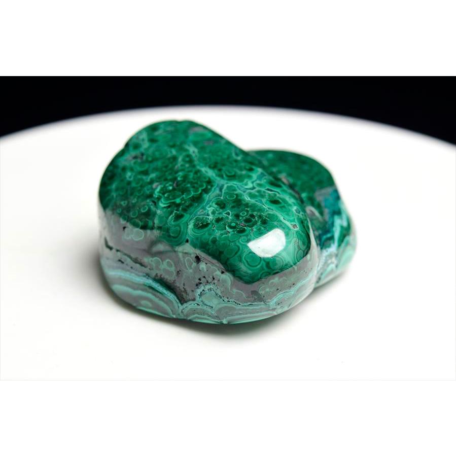 マカライト 孔雀石 たまご 天然石 置物 パワーストーン 幸運 ラッキー マカライト 孔雀石 たまご 天然石 置物 パワーストーン 幸運