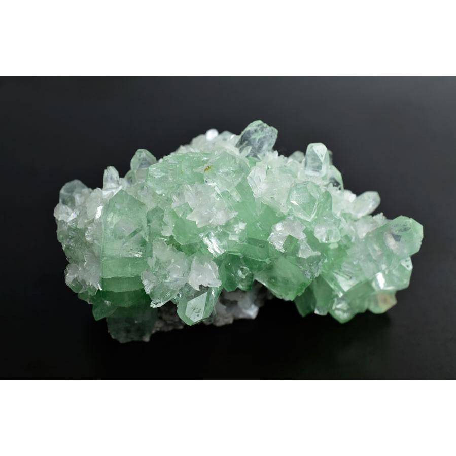 グリーンアポフィライト（魚眼石）