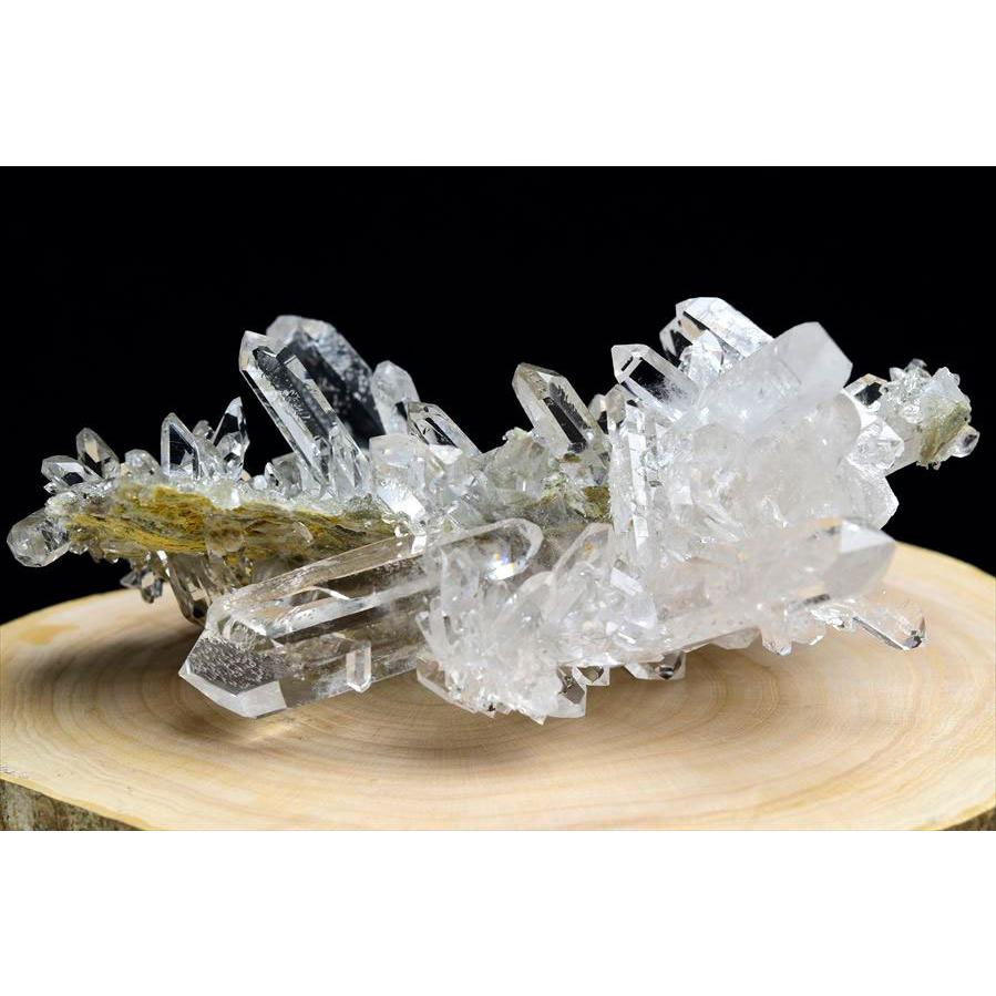 水晶クラスター (ずっしり重い308g)【ブラジル産】 水晶クラスター (ずっしり重い308g)【ブラジル産】 【公式通販】