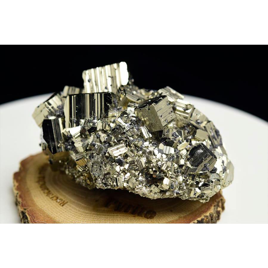 パイライト 黄鉄鉱 (約359g) クラスター ギラギラ結晶 原石 ペルー