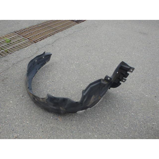 ミラ（ダイハツ） ミラアヴィ CBA-L250S フロントフェンダーライナー右