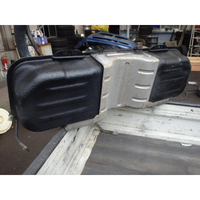 こっつん　角タンク スイフト DBA-ZD11S フューエルタンク XG Lパッケージ 4WD M13A 89101