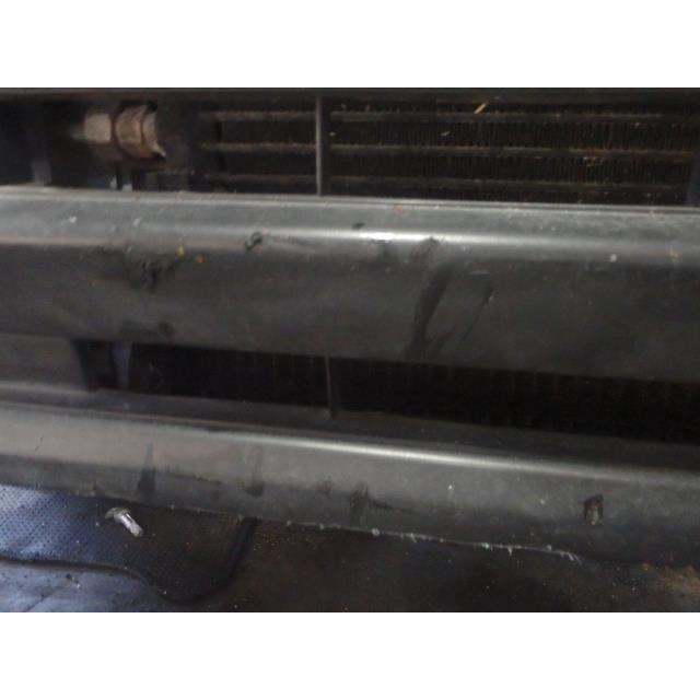 いろん アクティ V-HA4 フロントバンパー SDX 4WD E07A NH528 71101-SJ6