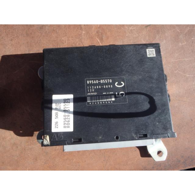 ハイゼット EBD-S321V エンジンコンピューター カーゴデラックス ハイゼット EBD-S321V エンジンコンピューター カーゴデラックス