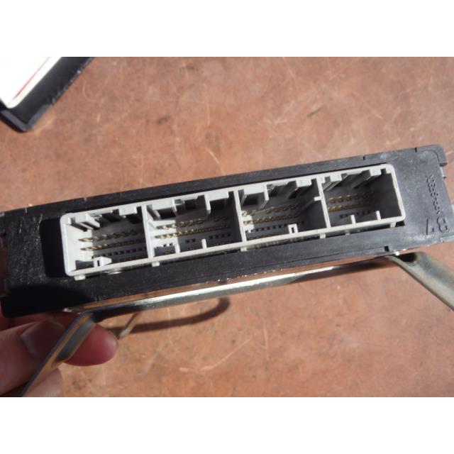 ハイゼット EBD-S321V エンジンコンピューター カーゴデラックス ハイゼット EBD-S321V エンジンコンピューター カーゴデラックス