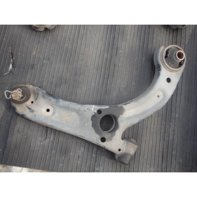 化 タント CBA-L385S 右Fロアアーム カスタムRS 4WD KF-DET W24 48068