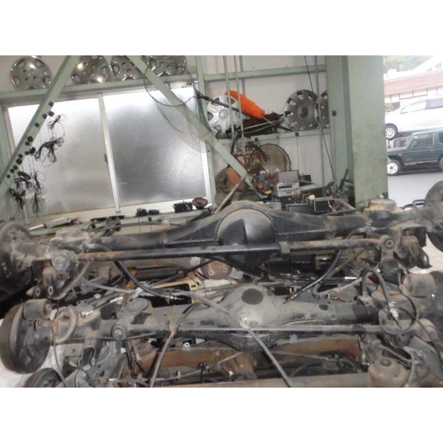 ＡＺワゴン DBA-MJ22S RアクスルホーシングASSY カスタムスタイルX 4WD K6A Z7T    1A31-26-020A  208202の画像