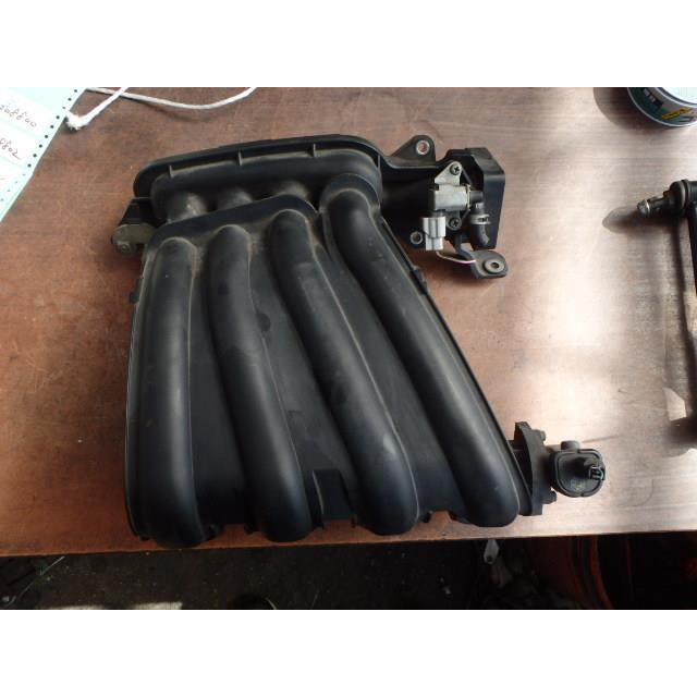 キューブ DBA-Z12 インテークマニホールド HR15DE L50 14001-ED00C