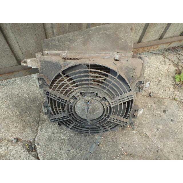 キャンター SKG-FBA00 コンデンサー ロング全低床 1.5T 4P10-T1 