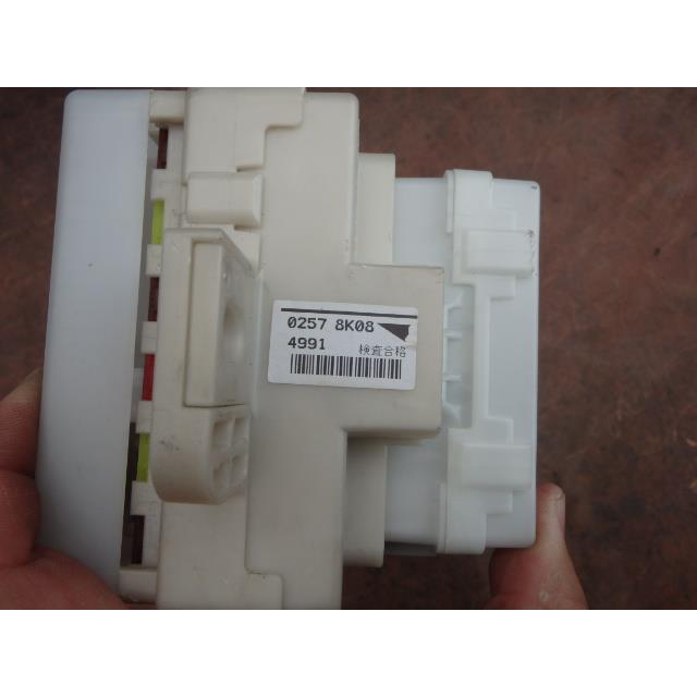 eKワゴン DBA-B11W ヒューズボックス E 3B20 P26 8637B3 室内 212227