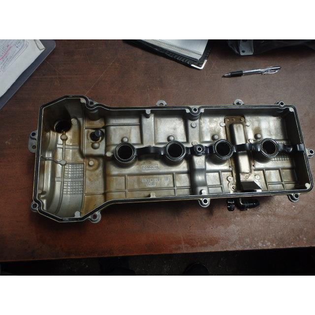 アクセラ DBA-BL5FW シリンダーヘッドカバー ZY-VE タペット