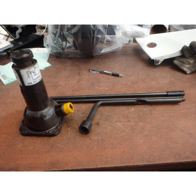 ビッグホーン(イスズ) KH-UBS73GW ジャッキ LS 5人 4JX1-TC 740