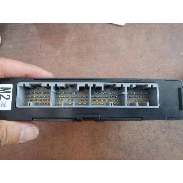 プリウス DAA-ZVW30 その他 コントロールユニット L 2ZR-FXE 8V0 89681 