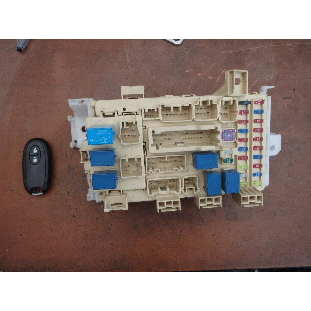 ワゴンR ワゴンR DBA-MH23S ヒューズボックス FXリミテッド2 K6A Z7T
