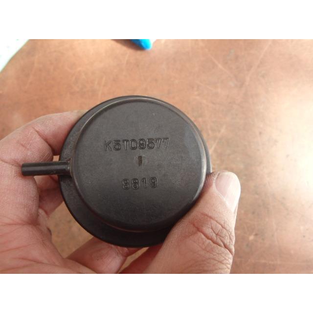 ジムニー GF-JB23W その他 E/G部品 XC 4WD K6AT 26U K5T09577