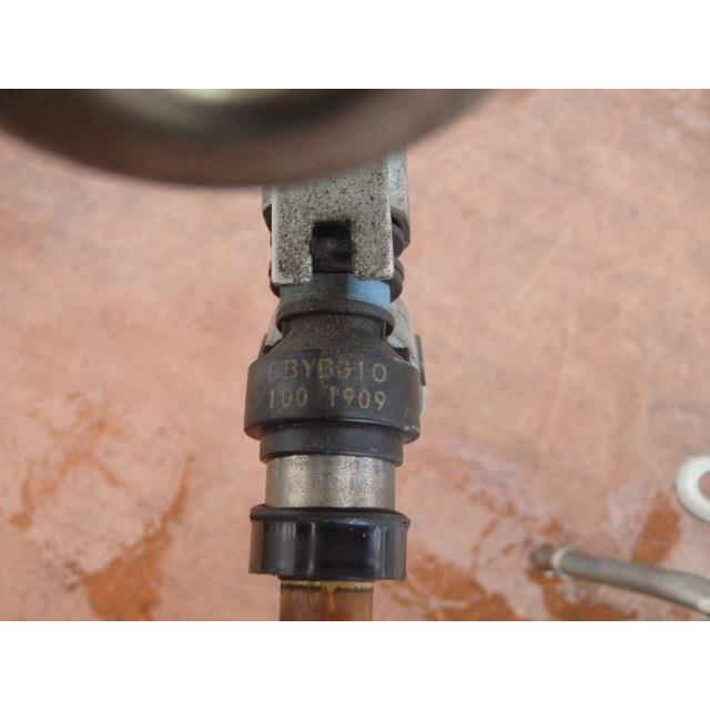 GF-GC8用インジェクター 新品3ヶ 中古1ヶ GF-GC8用インジェクター 新品3ヶ 中古1ヶ インジェクター比較