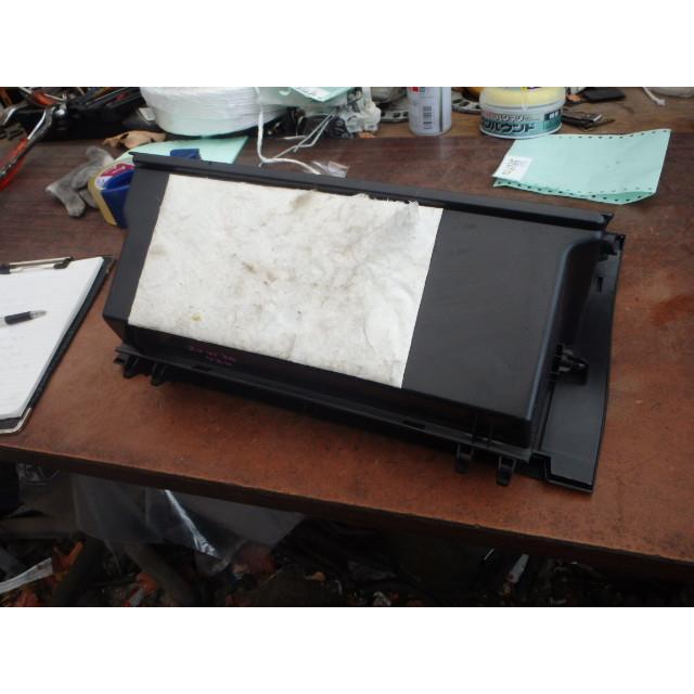 プリウス DAA-ZVW30 グローブBOX L 2ZR-FXE 55551-47071 216950 : used
