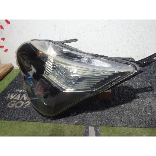 SPADE スペイド DBA-NSP140 ヘッドライト左 LH X 1NR-FE コイト 52-260  