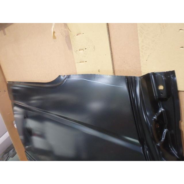 ハイエース CBF-TRH200V 右Rフェンダー/クォーターパネル ロング