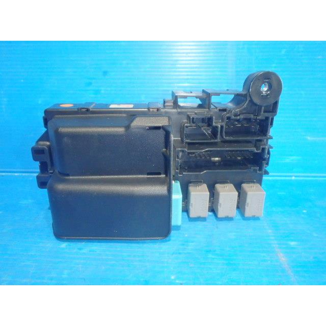 ミラ（ダイハツ） ミラアヴィ CBA-L250S ヒューズボックス X EF