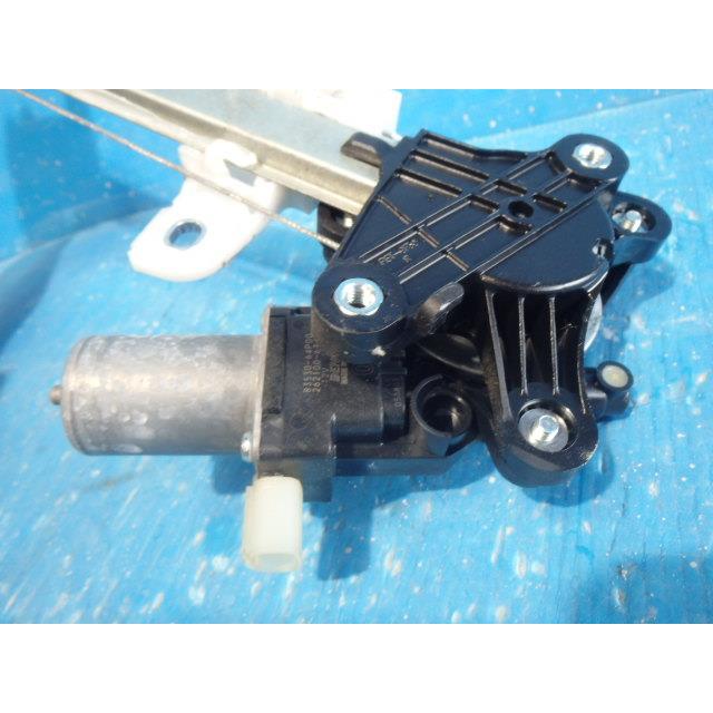 エブリイワゴン エブリィ ABA-DA17W 右Rドアレギュレータ・モーター PZ
