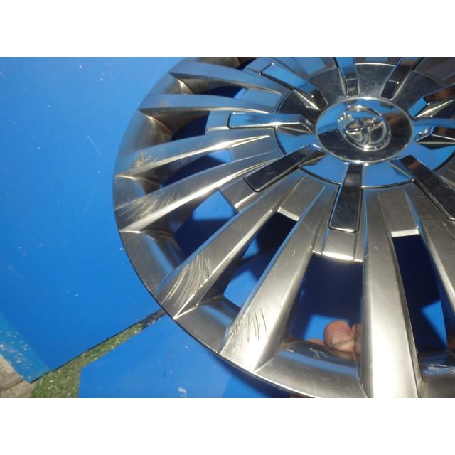ジャパンタクシー DAA-NTP10 ホイールキャップ タクミ 1NZ-FXP 202
