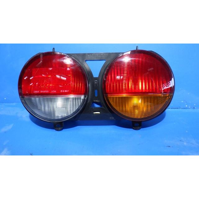 ミニキャブ GBD-U61V 左テールランプ CD 3G83 コイト 220-87369
