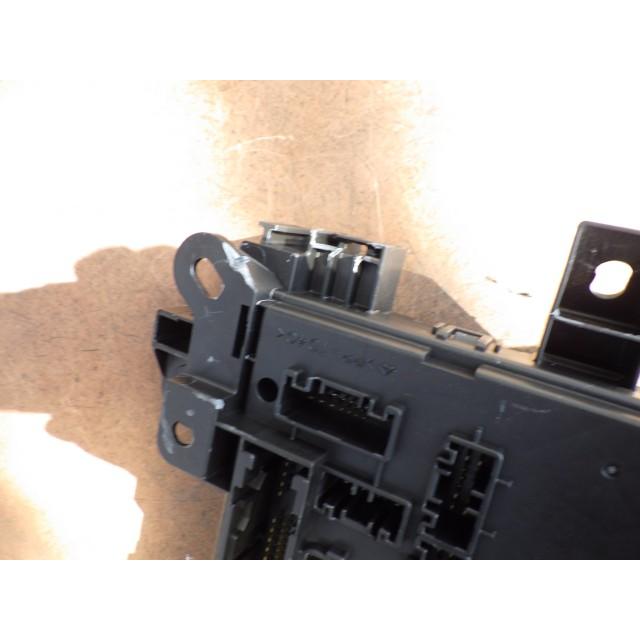 ムーヴ DBA-LA150S ヒューズボックス カスタム RS ハイパー KF-VET X07 