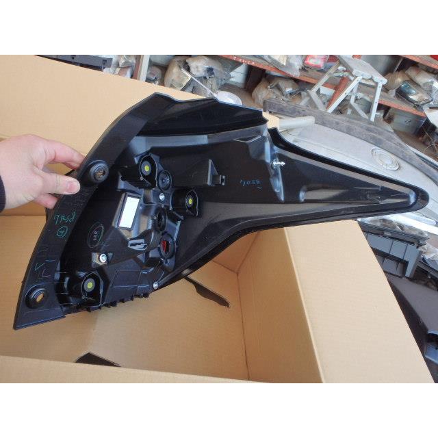 ヤリス 左テールランプ X 1KR-FE K0-9 81561-K0010 902394 : used-part