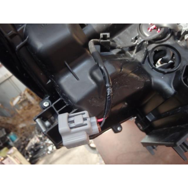 ランドクルーザープラド 3BA-TRJ150W ヘッドライト左 LH TX 4WD 5人