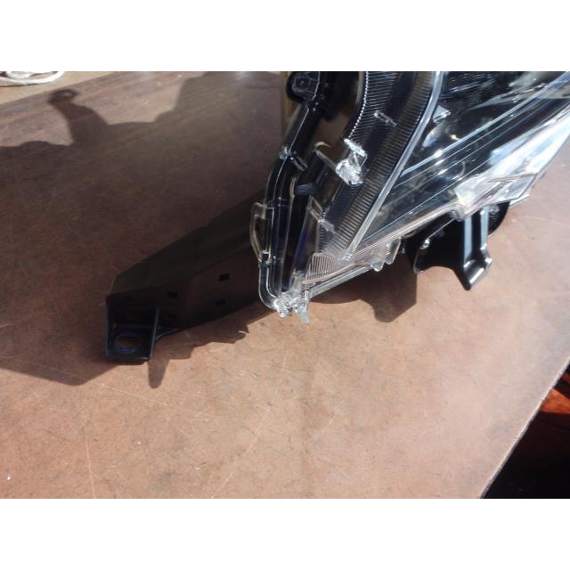 ランドクルーザープラド 3BA-TRJ150W ヘッドライト左 LH TX 4WD 5人