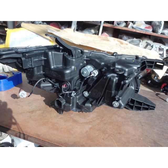 ランドクルーザープラド 3BA-TRJ150W ヘッドライト左 LH TX 4WD 5人