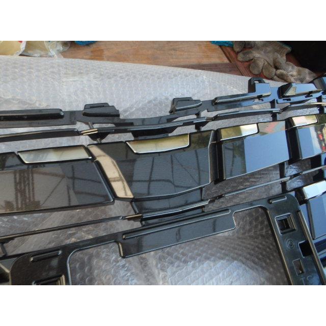 アルファード 3BA-AGH40W ラジエータグリル Z 7人 2AR-FE 53103-V2020