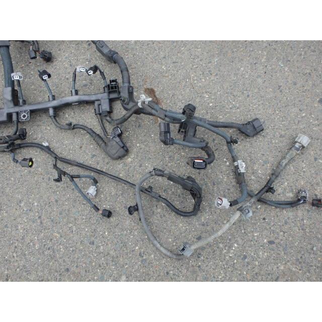 プリウス DAA-ZVW50 その他 E/G部品 2ZR-FXE 070 パール 82121-47211