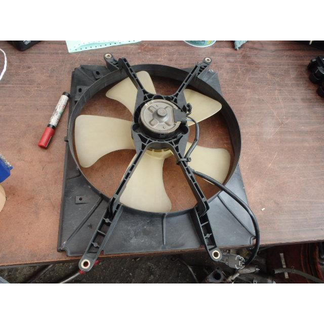 テリオスキッドJ111G純正ラジエーターファン テリオスキッド GF-J111G 電動ファン ARD EF-DET W19 白 263500