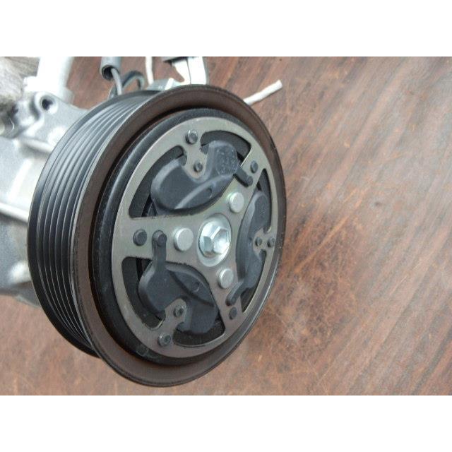 ロッキー 5BA-A210S A/Cコンプレッサー X 1KR-VET Y12 黄 447280-3930